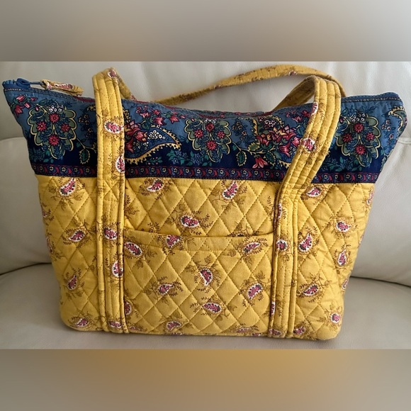 C&F Home Sunbright Quilted Floral Tote Bag - Picture 2 of 10